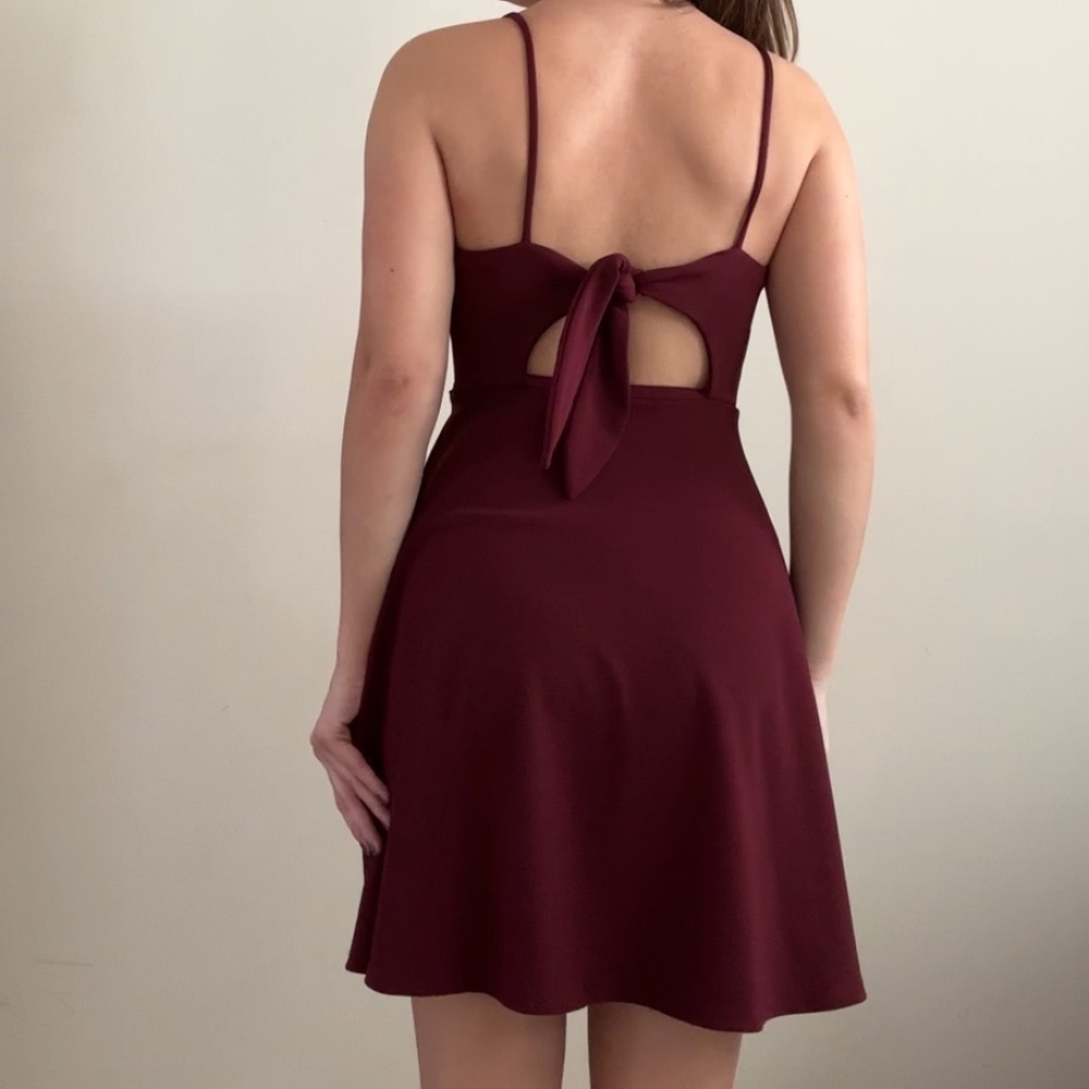Wine Back-Tie Spaghetti Strap Dress